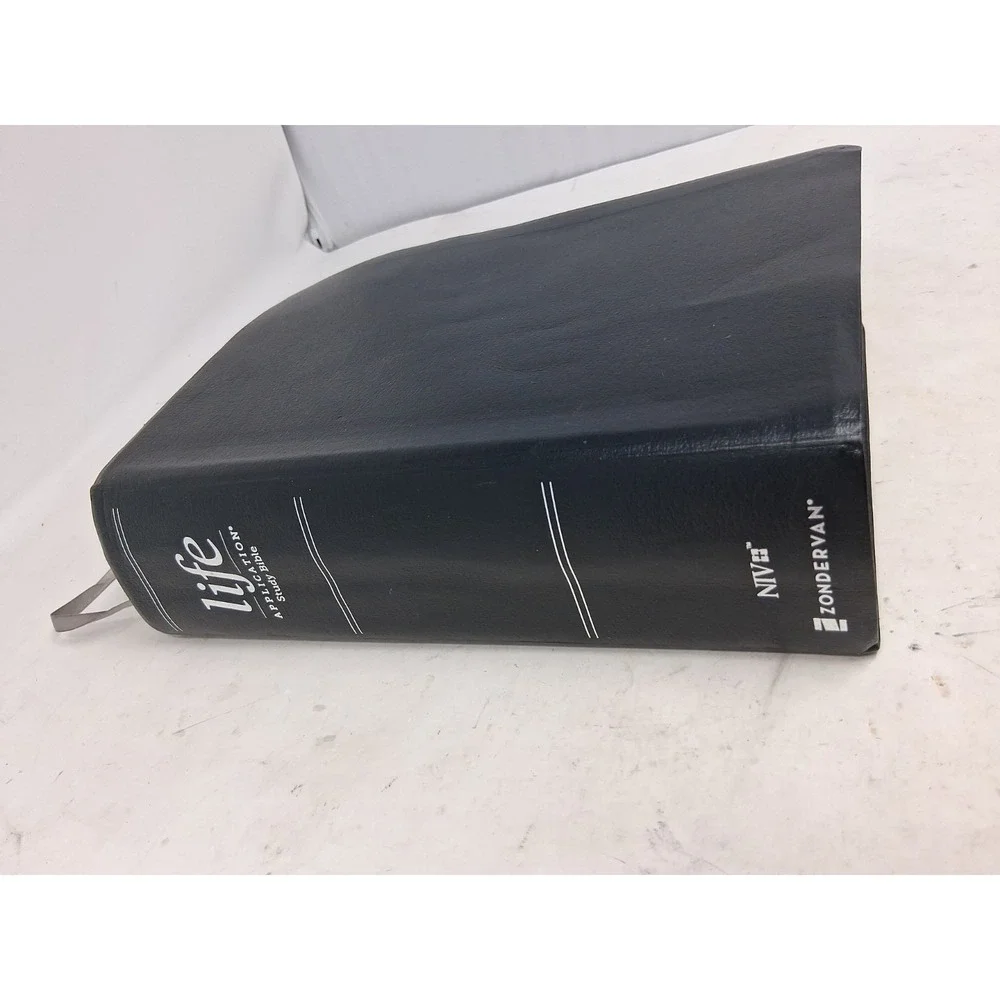 NIV Life Application Study Bible, 3rd Edition, Bonded Leather Black,  Large Txt